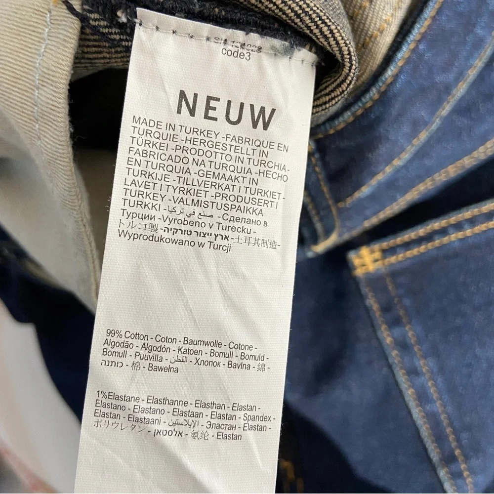 Neuw Ray Straight Leg Dark Denim Jeans size 30